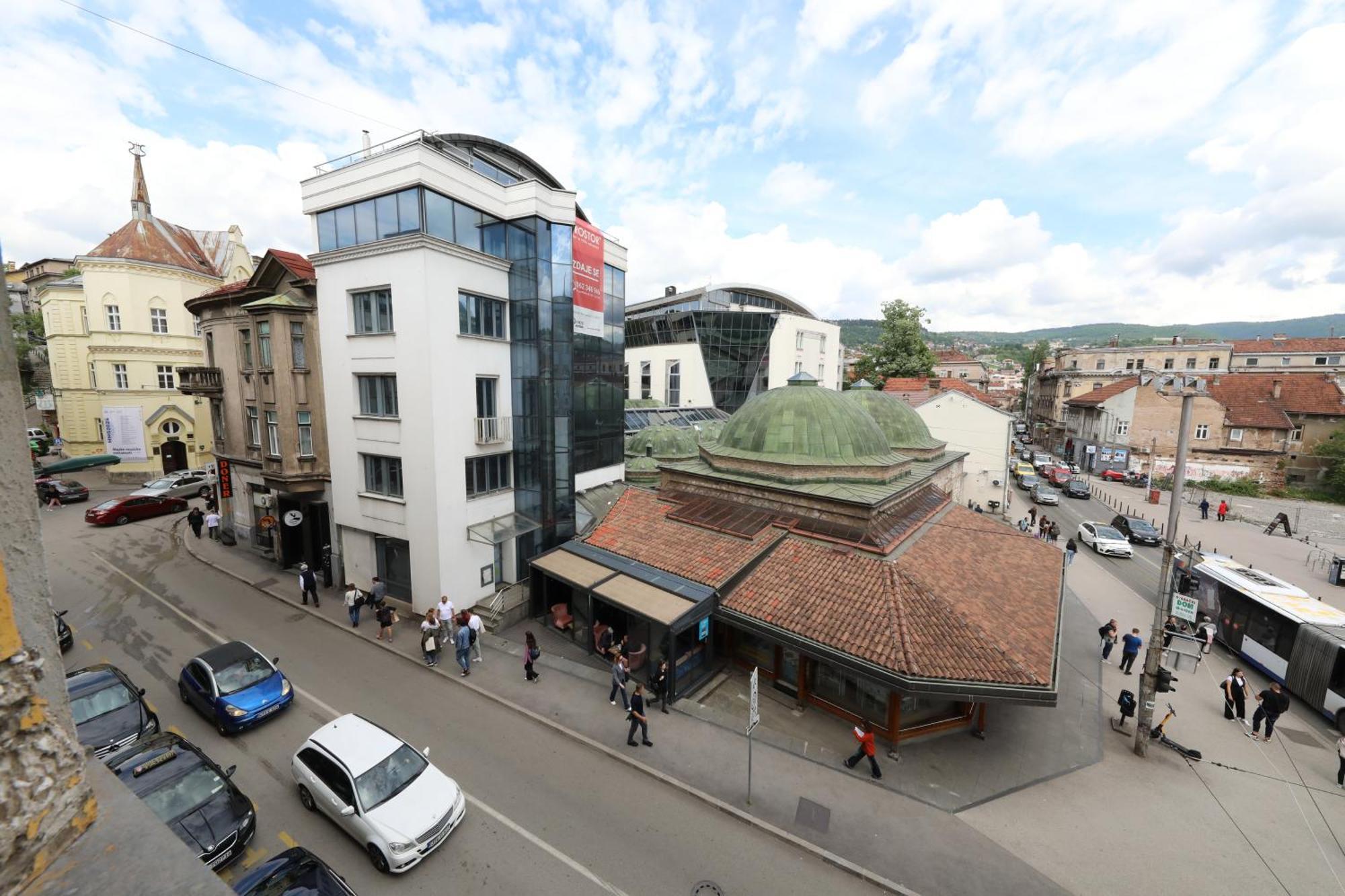Historijski Luksuz U Starom Gradu, Garage Parking Sarajevo Ngoại thất bức ảnh